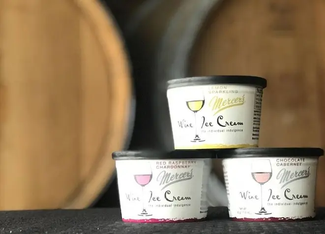 Nos EUA, a sorveteria Mercer's conseguiu criar um sorvete de vinho de longa duração, mas a receita é mantida em segredo. Foto: reprodução/Facebook.