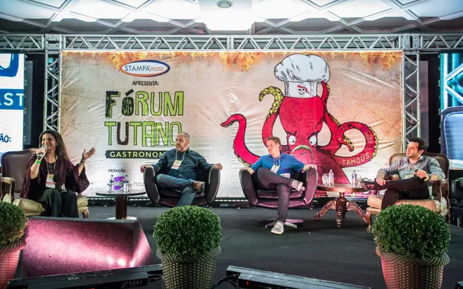 Último painel do 2º Fórum Tutano teve o tema "Comer é um ato político". Foto: Letícia Akemi/Gazeta do Povo