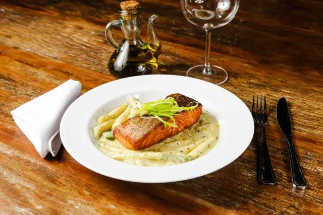 Salmone, no Cantina Famiglia Fadanelli. Foto: Michel Willian / Gazeta do Povo