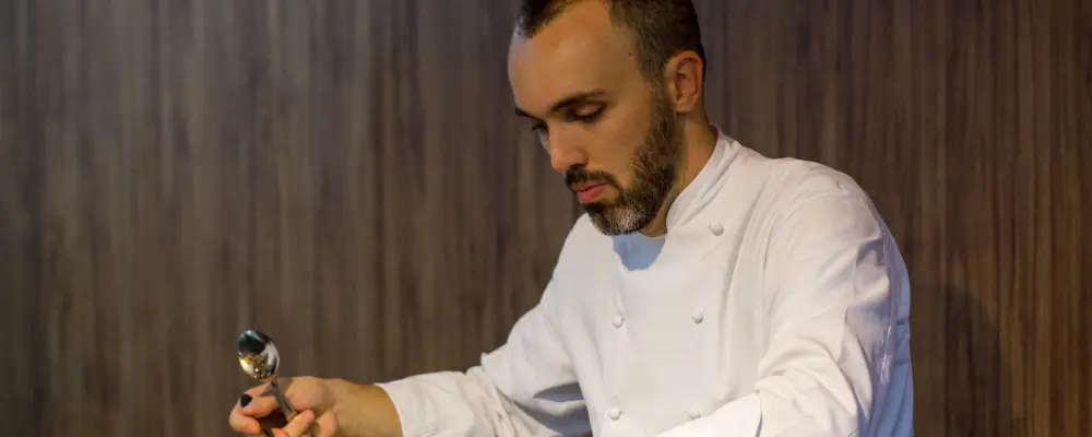 Profissão precisa de mais seriedade e menos oba-oba, diz jurado de reality de gastronomia