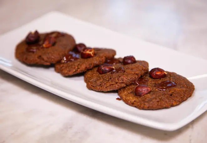 Cookies de manteiga de amendoim, da chef Gabi Mahamud. Foto: Vitor Ferraz/Gazeta do Povo.