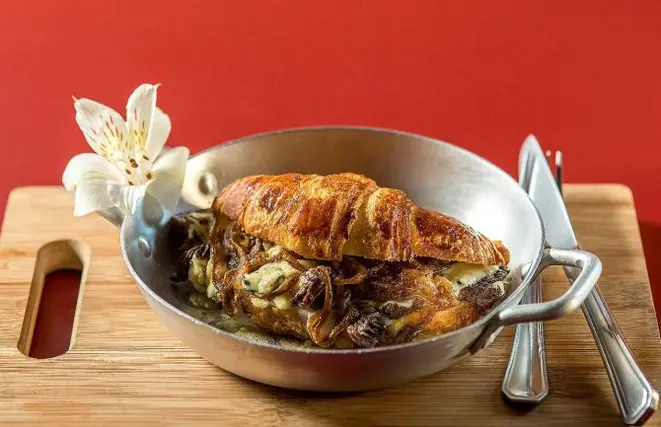 Croissant de mignon do Lüv. Foto: Divulgação