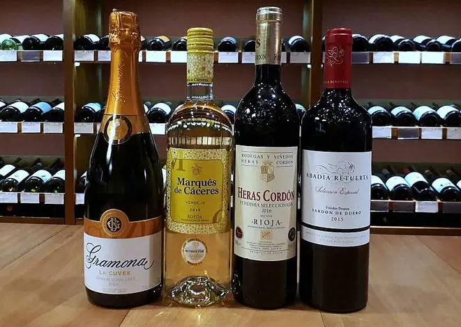 Vinhos da Grand Cru no restaurante Terra Madre. Foto: Divulgação