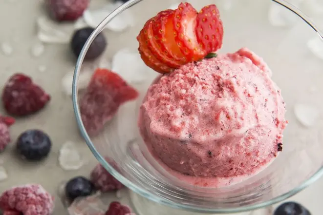Sorbet de frutas vermelhas. Foto: Letícia Akemi/Bom Gourmet