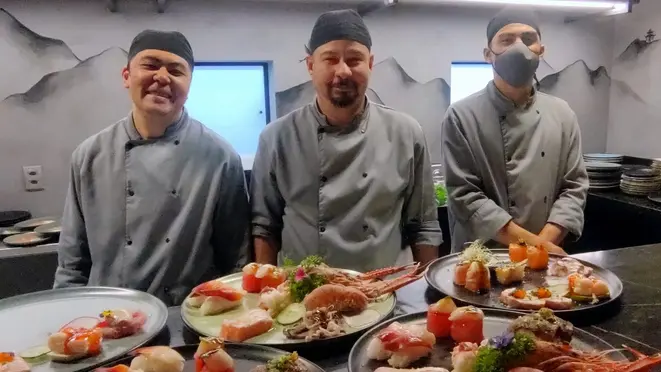 Luciano Kawano, Fábio Lopes e Kelvin Silva, os sushimen do Inori Sushi Experience.