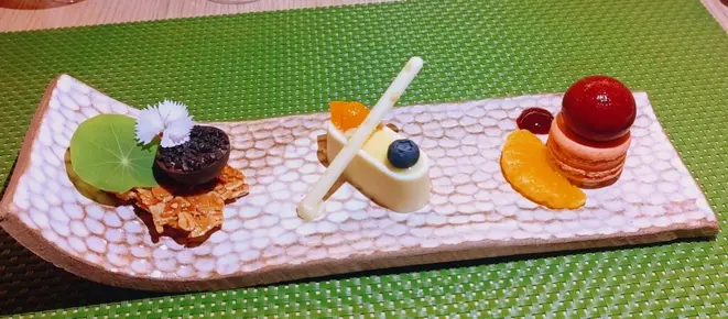 As sobremesas foram criadas pelo Pastry Lab especialmente para o Ichigo Ichie. | Foto: Anacreon de Téos