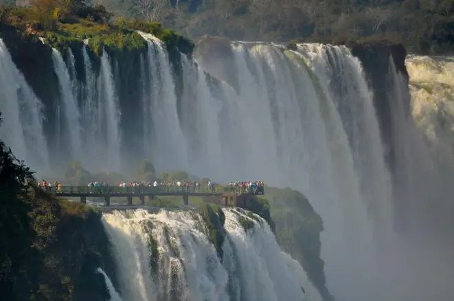 Cataratas do Iguaçu. Foto: Guilherme Madaleno / Unsplash