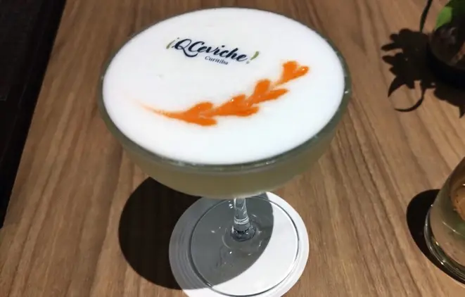 Para começar, Pisco sour, claro. | Foto: Anacreon de Téos