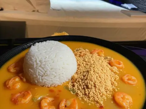 Uma refeição no... motel