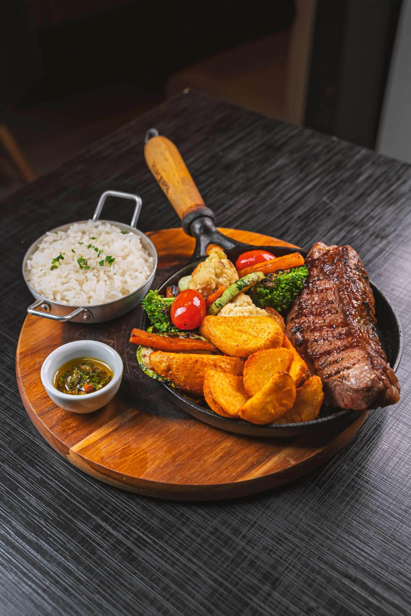 Villa Bistrô é o campeão da categoria Melhor Atendimento em Operação Gastronômica by Opinaí do Prêmio Bom Gourmet 2026