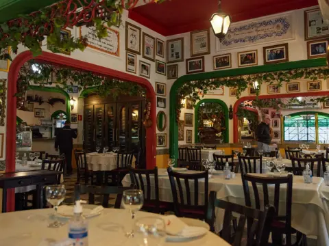 Lellis Trattoria celebra 26 anos como símbolo da boa mesa em Curitiba