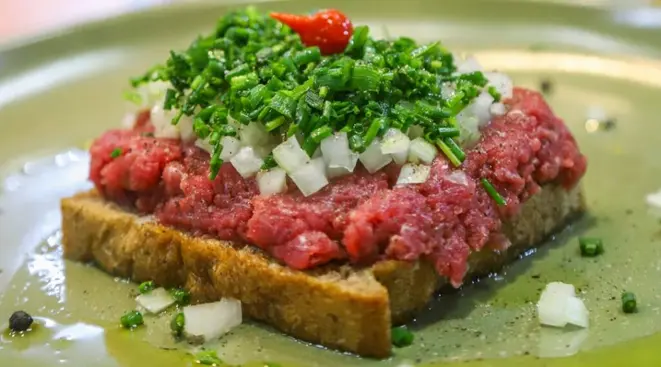 a melhor carne de onça de Curitiba