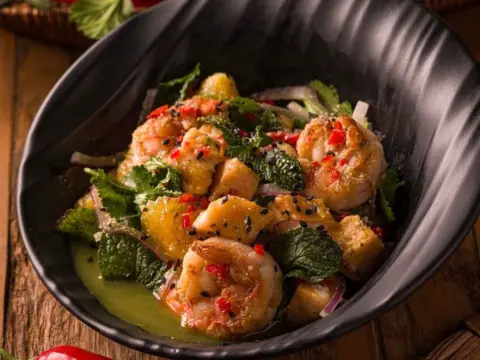 O jardim, a salada e o capim