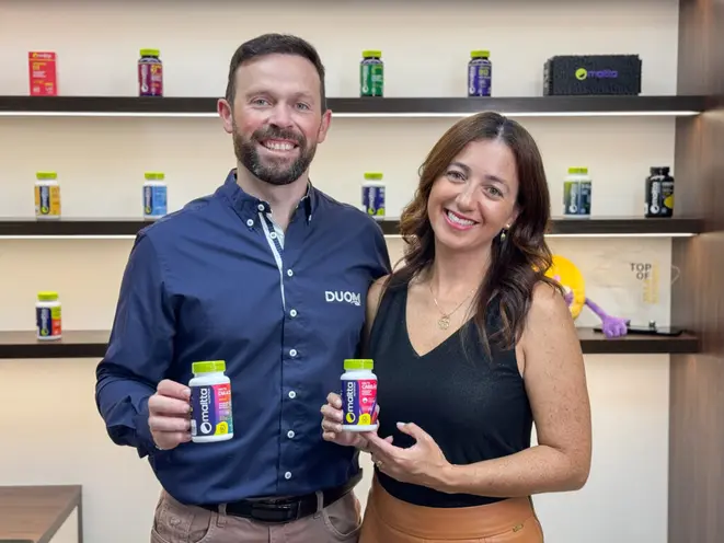 <em>Marília e Marcelo Mattuella, farmacêuticos fundadores do Grupo Duom. Crédito: Divulgação.</em>