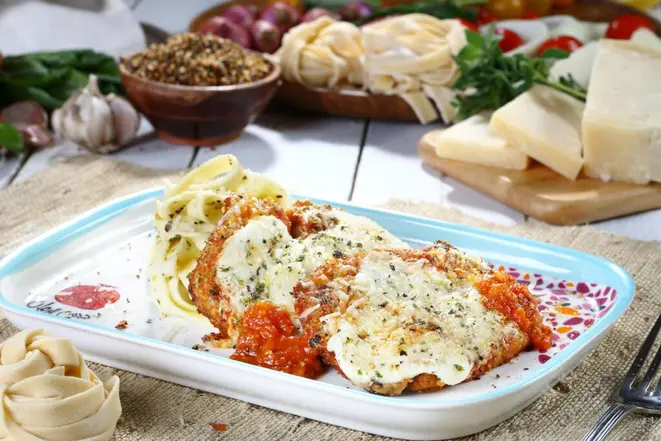 Parmegiana. Créditos: Pexels/Mahmoud Salem