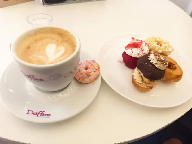 Dóffee Donuts & Coffee. Crédito: Divulgação.