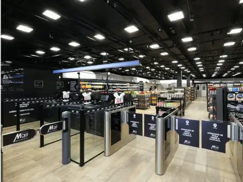 Muffato lança mercado 100% automatizado com inteligência artificial no Centro de Curitiba